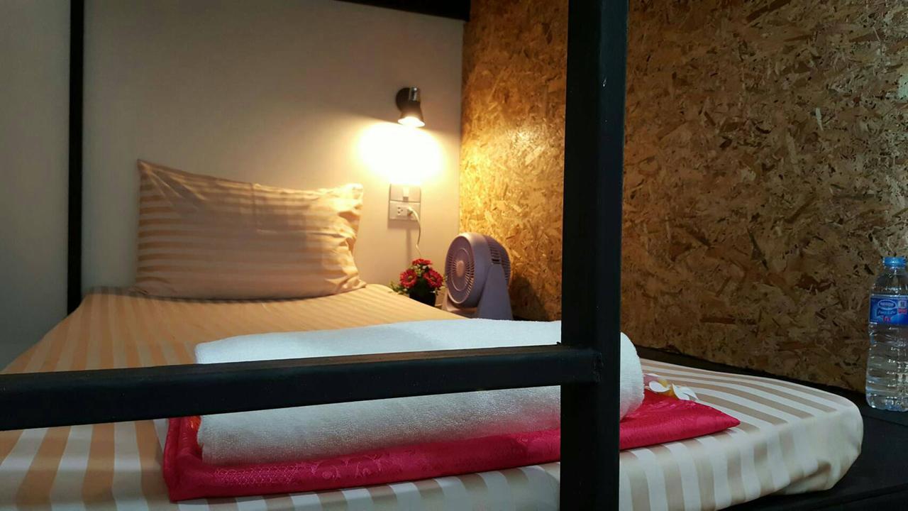 Decho Hostel リペ島 エクステリア 写真