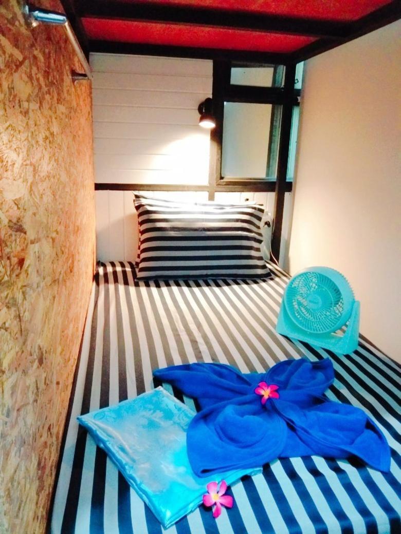 Decho Hostel リペ島 エクステリア 写真