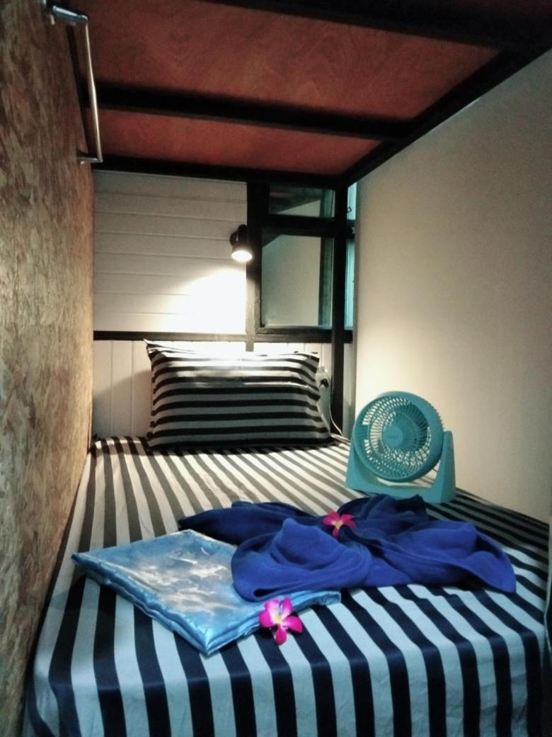 Decho Hostel リペ島 エクステリア 写真