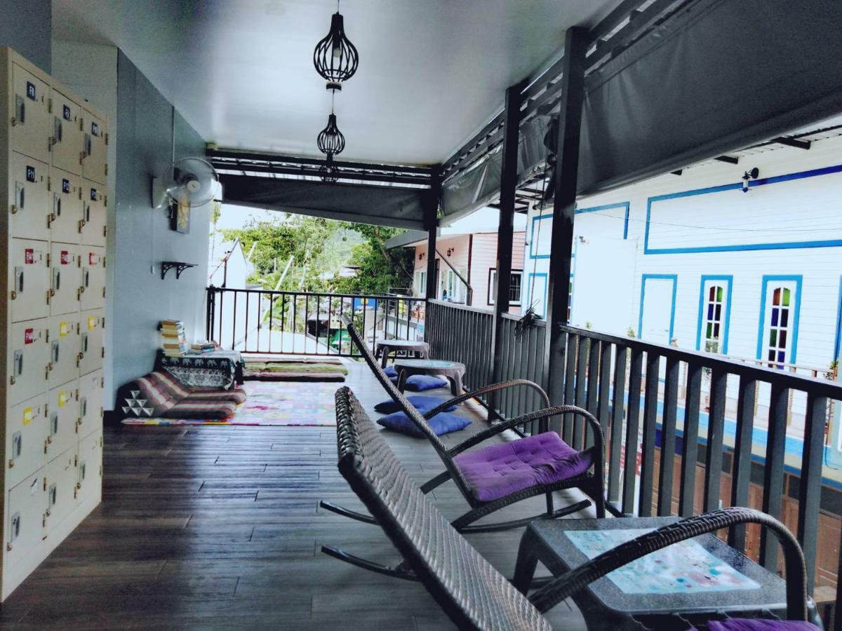 Decho Hostel リペ島 エクステリア 写真