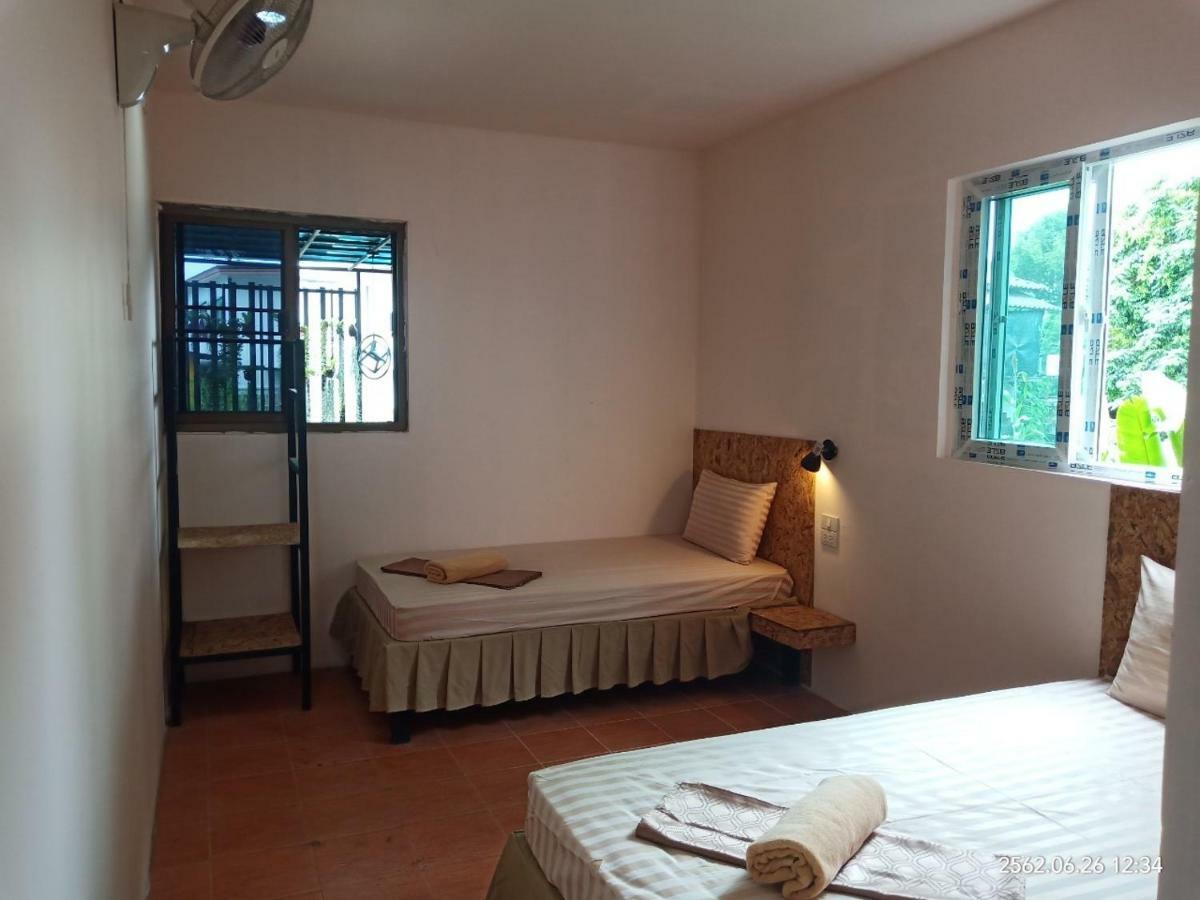 Decho Hostel リペ島 エクステリア 写真